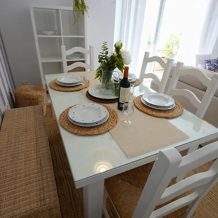 Todimer Beachfront Oceanview Vacation Apartment Almunecar
